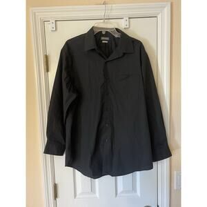 Van Heusen Fitted Wrinkle Free Men’s Black Long Sleeve Button Up Shirt Size XL